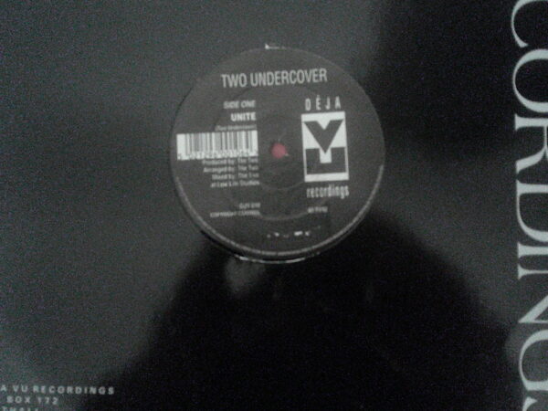 TWO UNDERCOVER-UNITE-DJV010