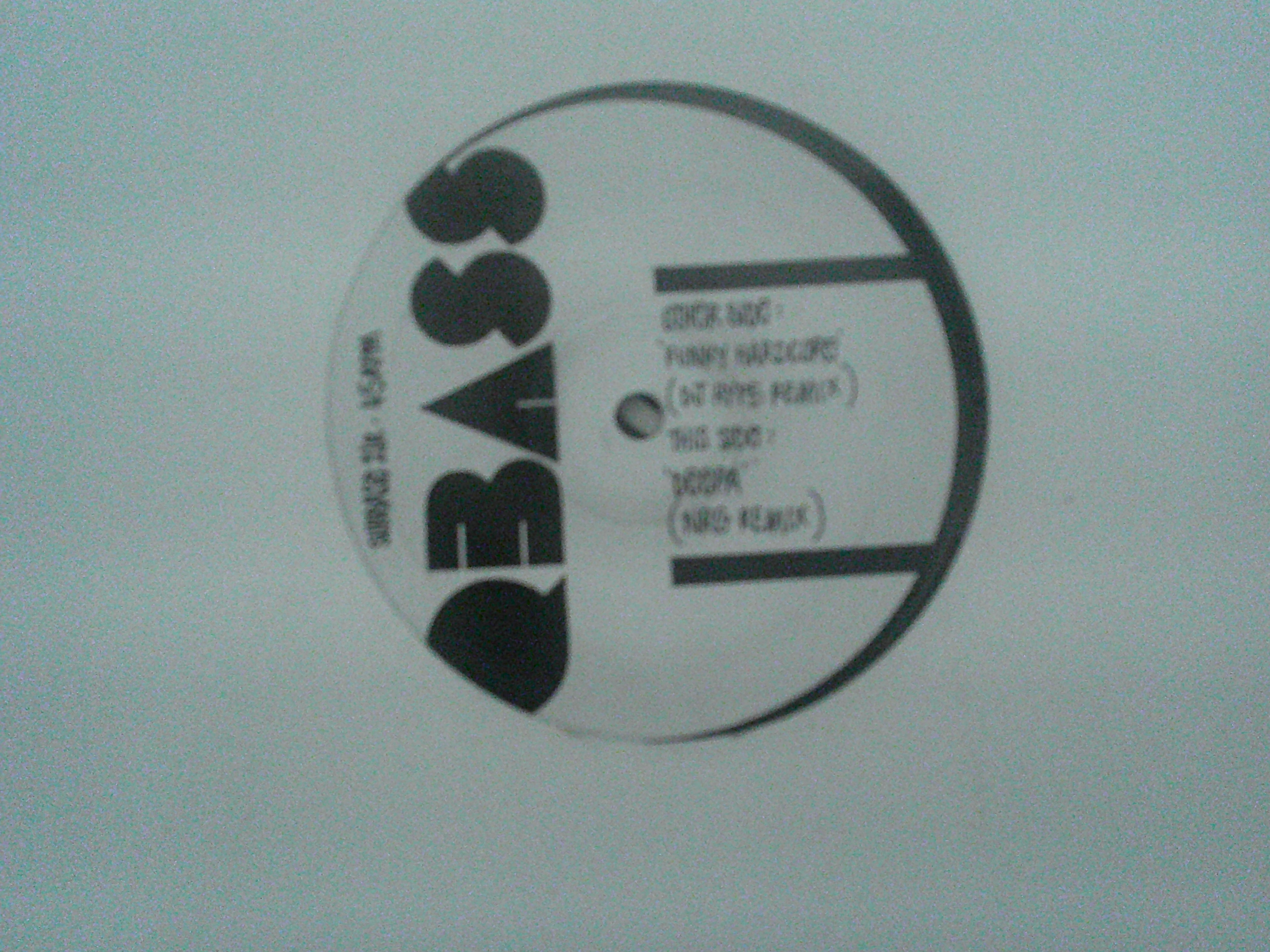 Q BASS-DEEPA-NRG/DJ HYPE REMIX-SUBBSE21R