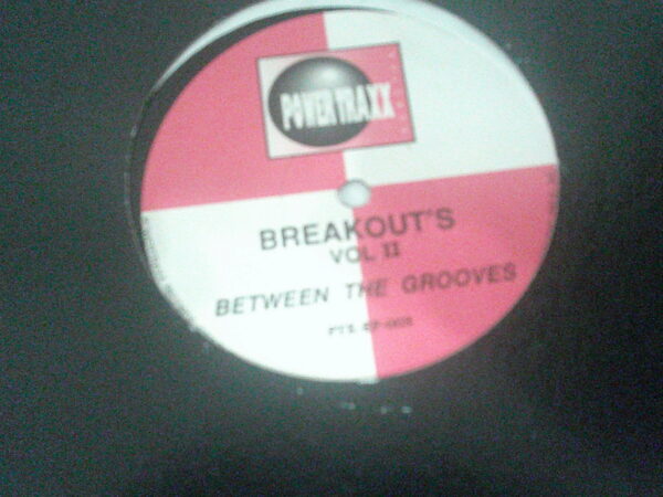 BREAKOUTS VOL II-BTWEEN THE GROOVES-PTX-EP-003